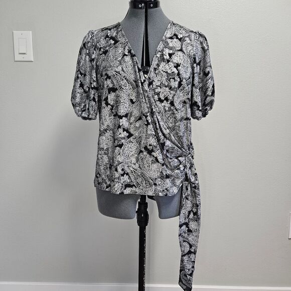 Michael Kors Black Silver Foil Paisley Wrap Top Blouse Women's Medium Tie Side - Picture 4 of 14